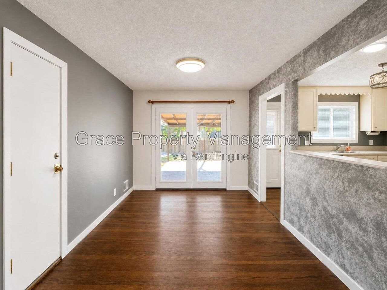 1342 Beth Ln - Photo 3 of 24