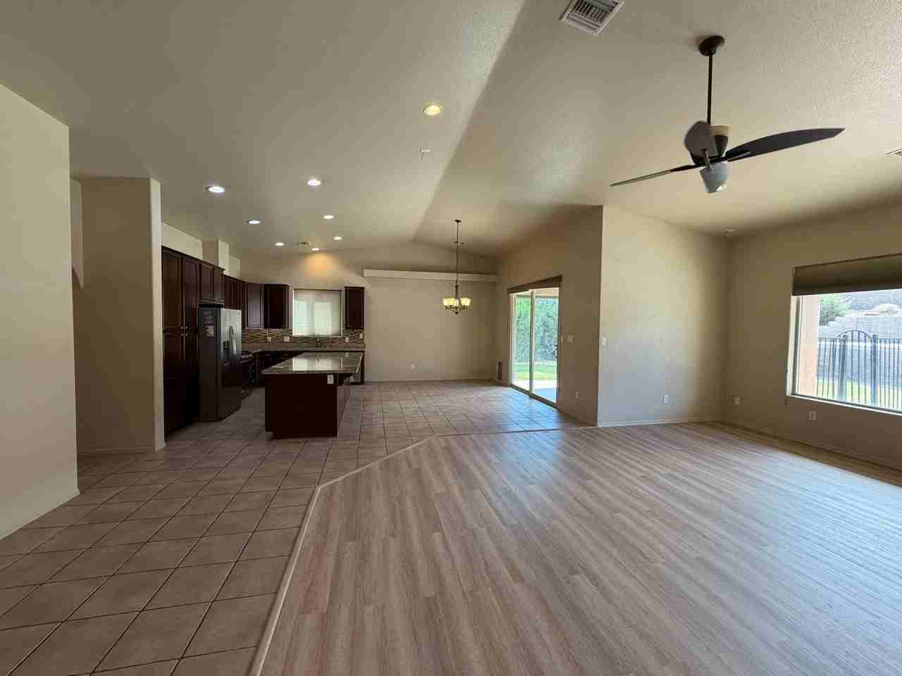 5883 E 27th Pl - Photo 4 of 41