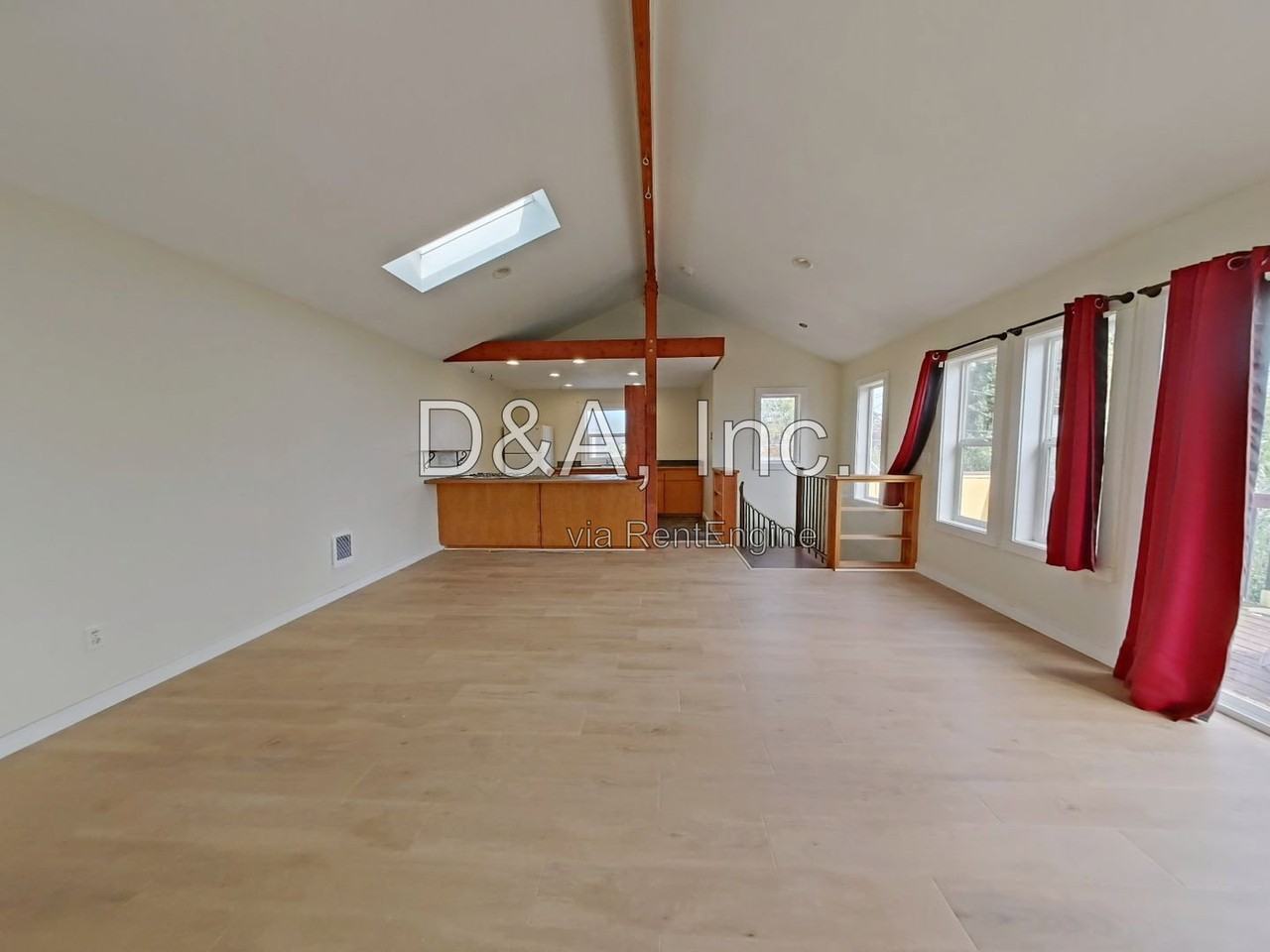 1358 Nw Polk Ave - Photo 4 of 13