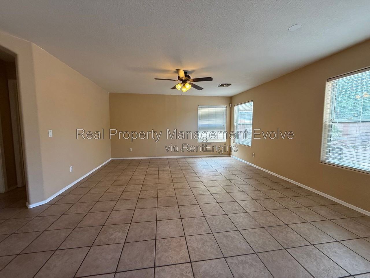 1322 S Sandal - Photo 6 of 29