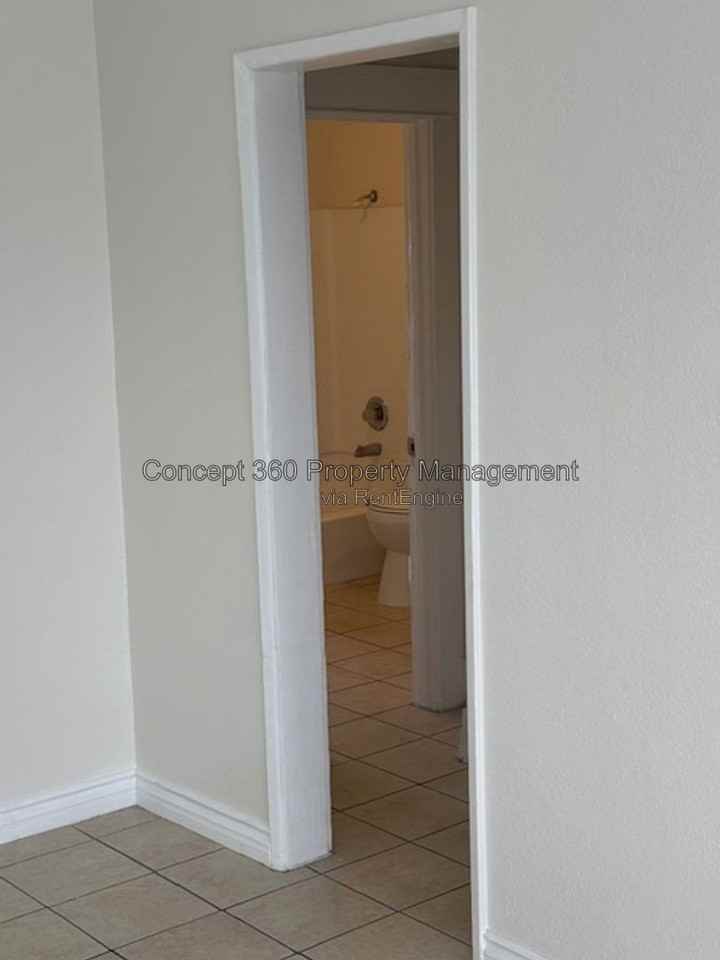 758 Cerritos Ave #4 - Photo 6 of 23