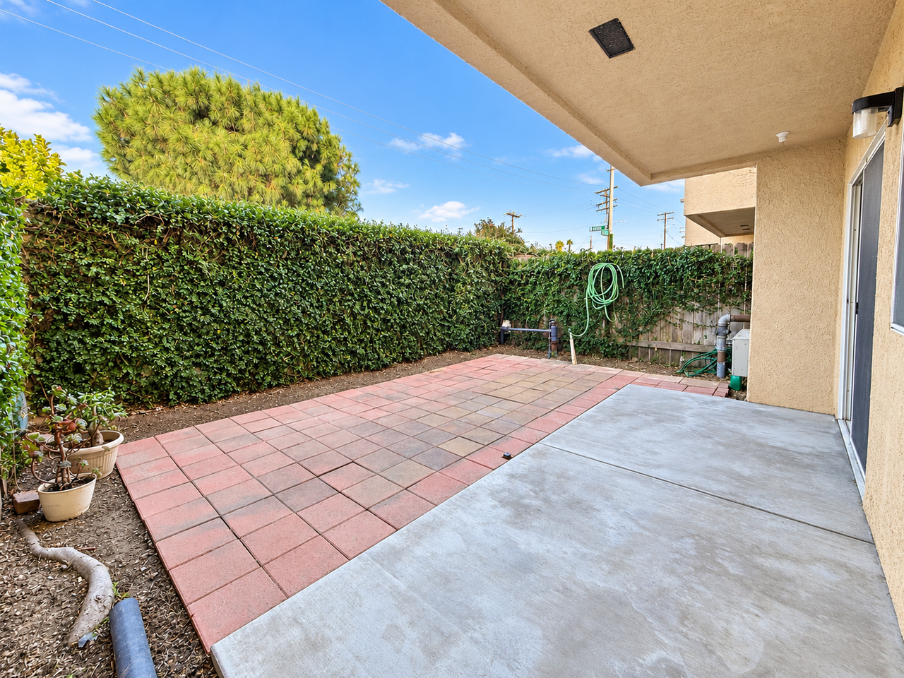Welcome to Hawaiian Terrace Apartments – Where Comfort, Community & Convenience Come Together! - Photo 7 of 18