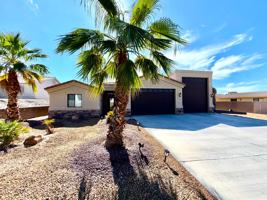 featured image of 2480 Huntington Dr