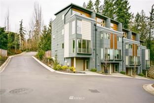 4276 213th Pl Se - Photo 1 of 1