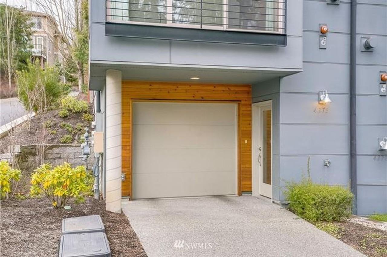 4276 213th Pl Se - Photo 2 of 19