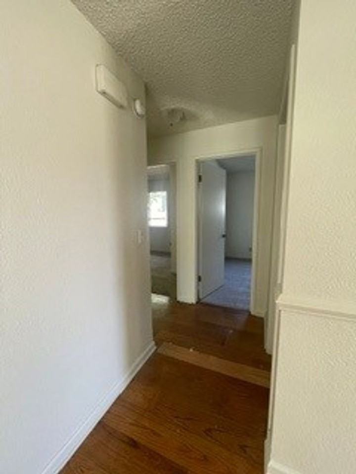 757 Main St - Photo 4 of 8