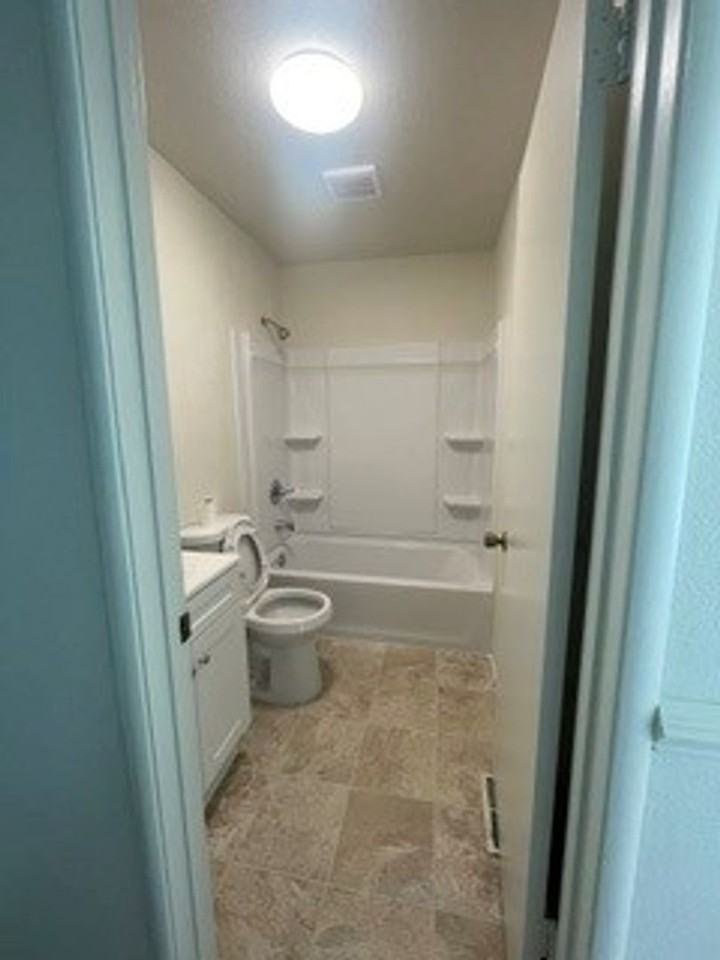 757 Main St - Photo 5 of 8