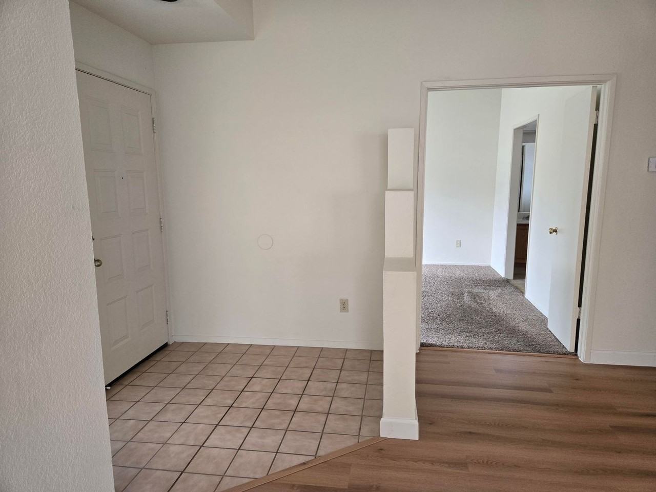 4409 Country Run Way - Photo 5 of 15
