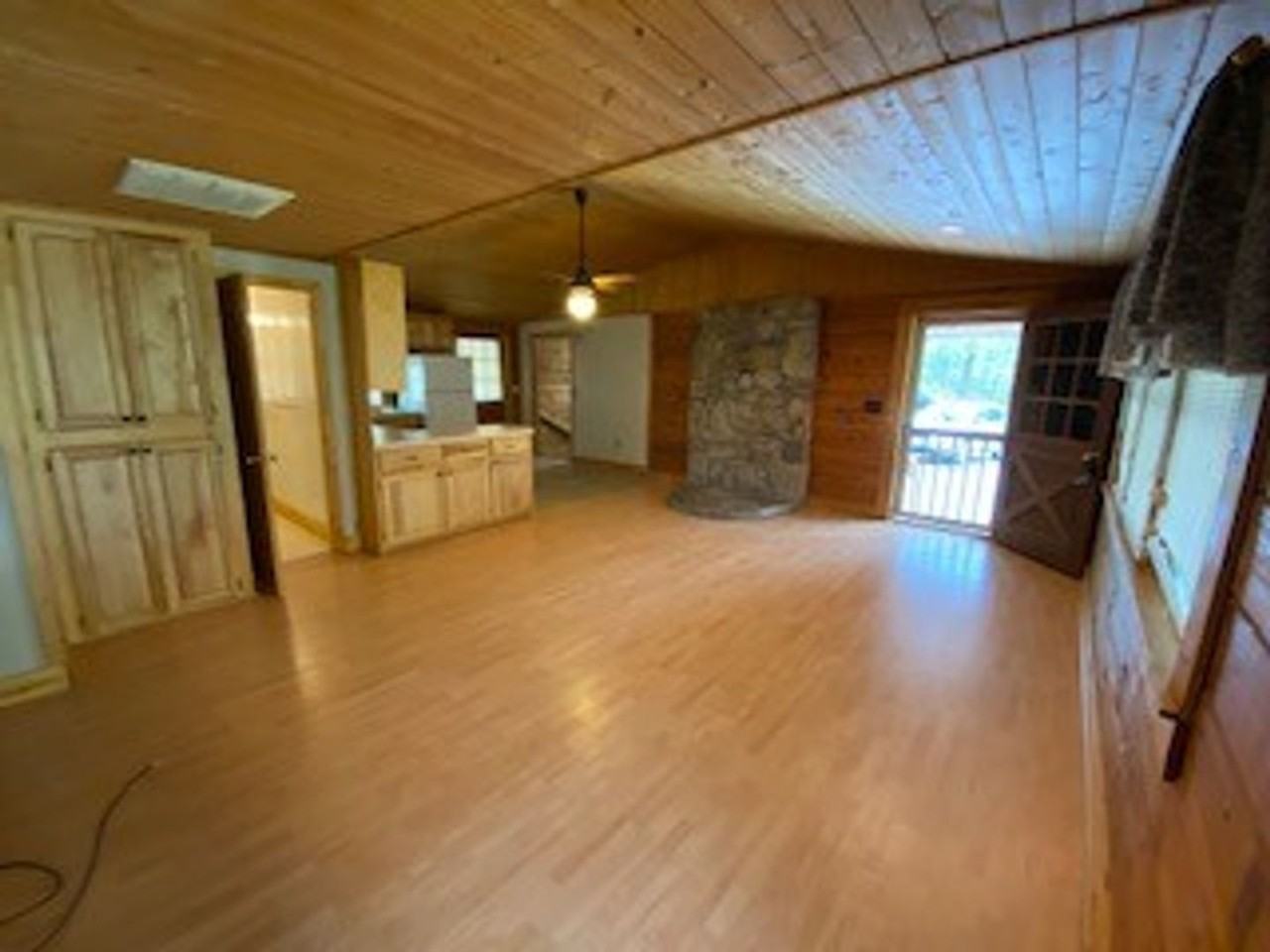 165 Purple Mountain Rd - Photo 6 of 9