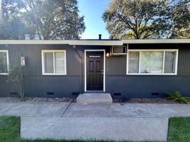 featured image of 2421 Mariposa Ave