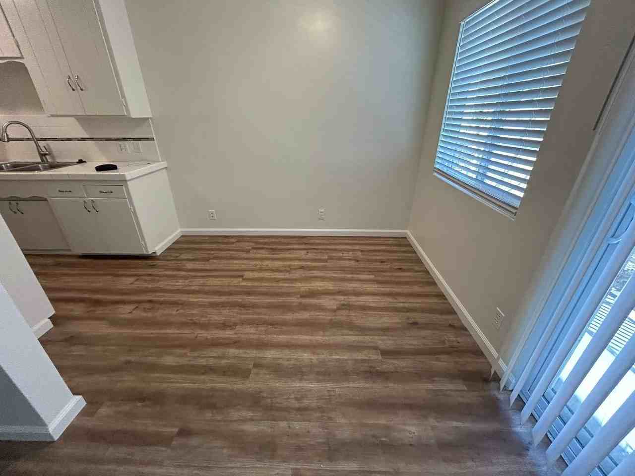 828 Tait St #F - Photo 4 of 10