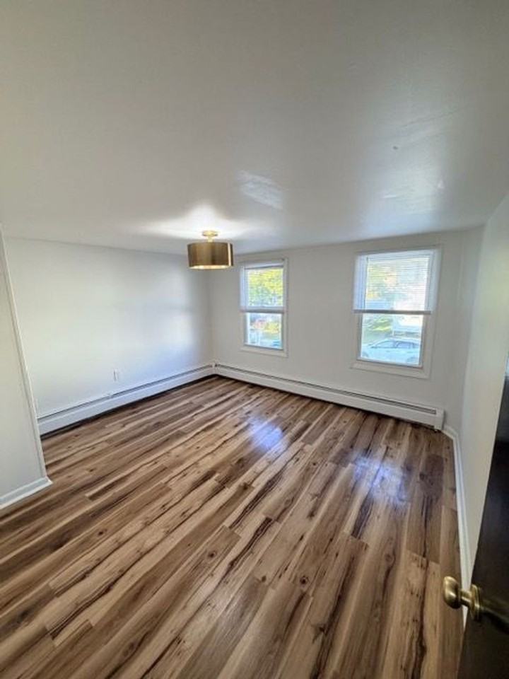 59 E Franklin St - Photo 2 of 20