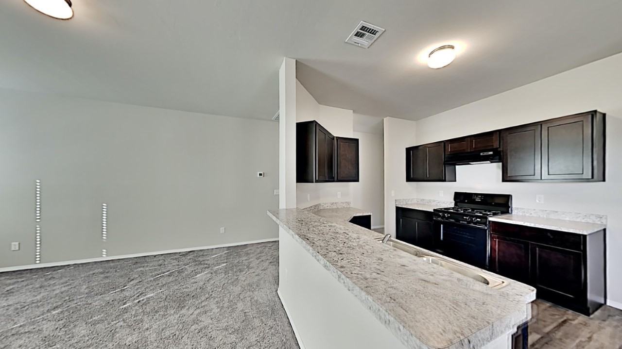 9432 Sw 44th Ter - Photo 6 of 18