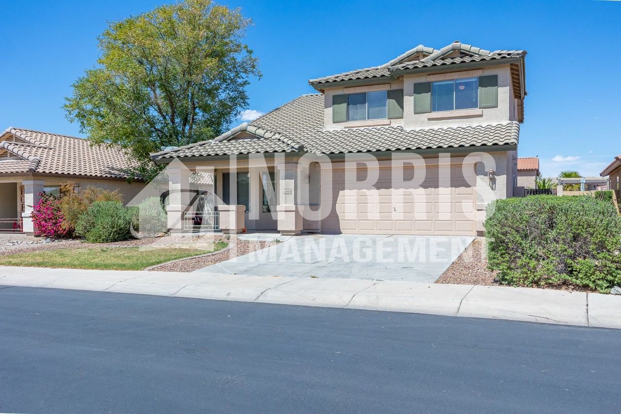 42450 W Hall Dr - Photo 3 of 40