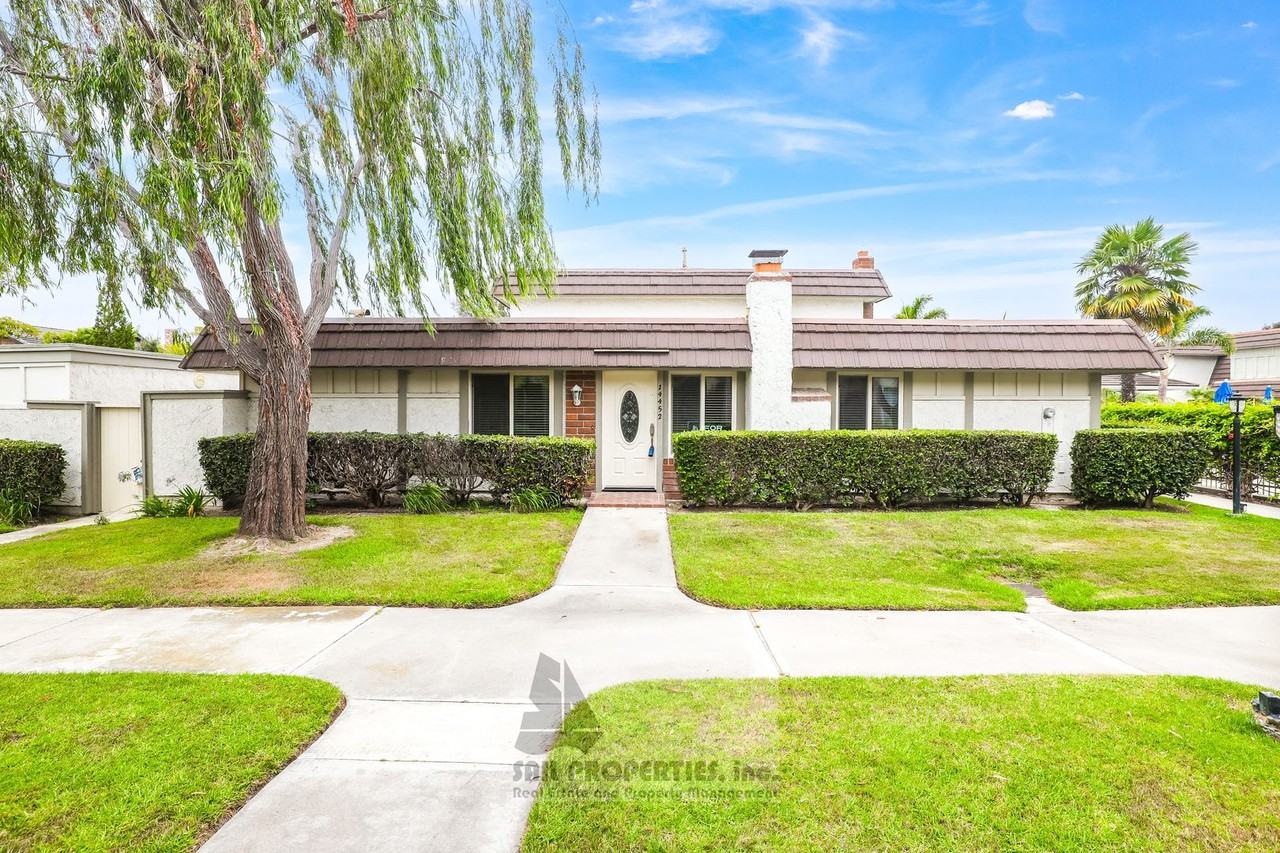 14452 Pimlico Rd - Photo 4 of 28