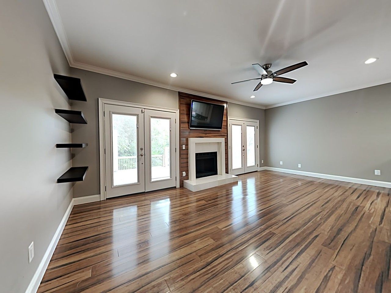 840 Woodcraft Dr - Photo 4 of 32