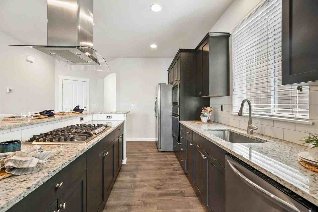 2819 Saga Ct Ne - Photo 6 of 28