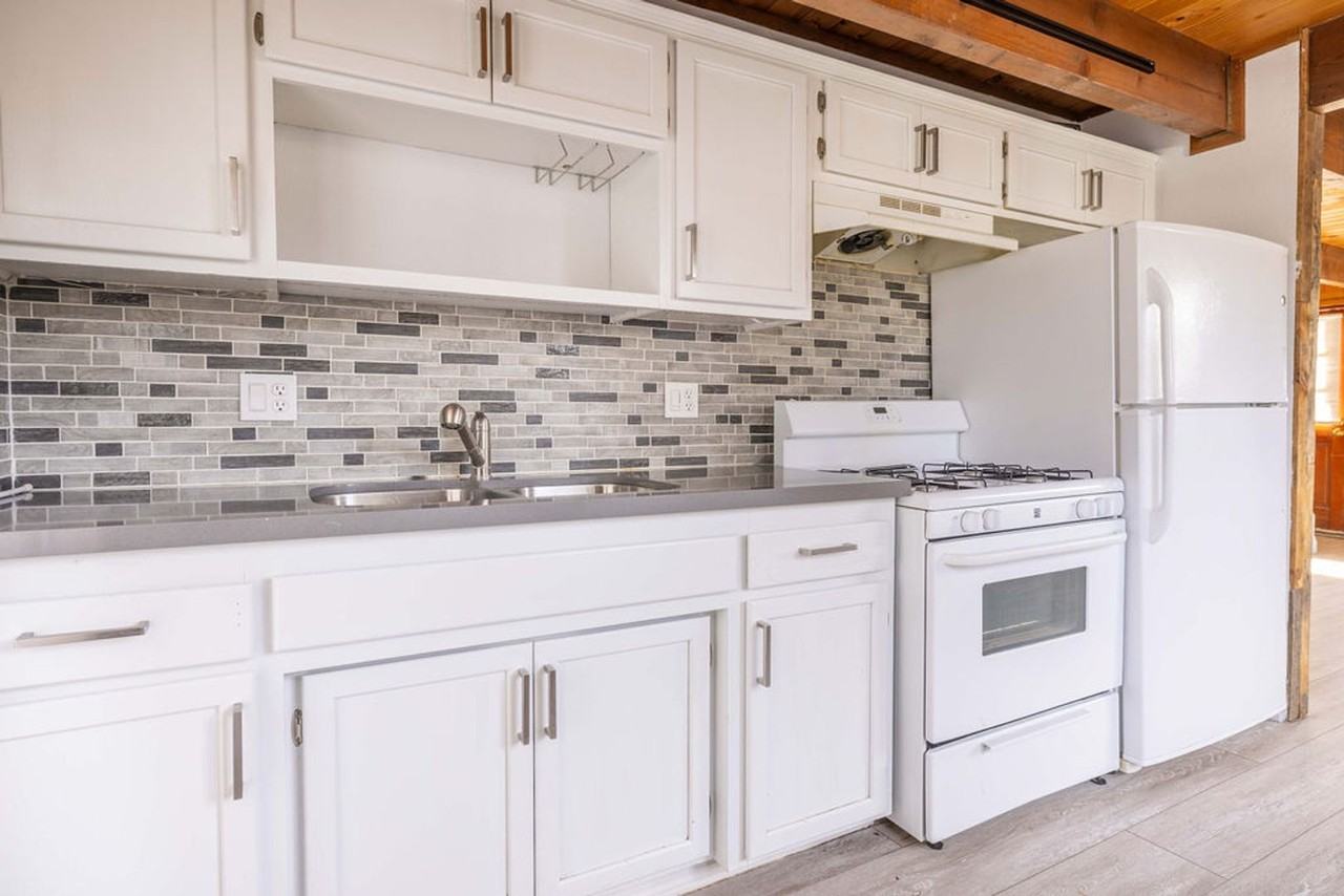 713 713 W. County Club Blvd - Photo 7 of 16