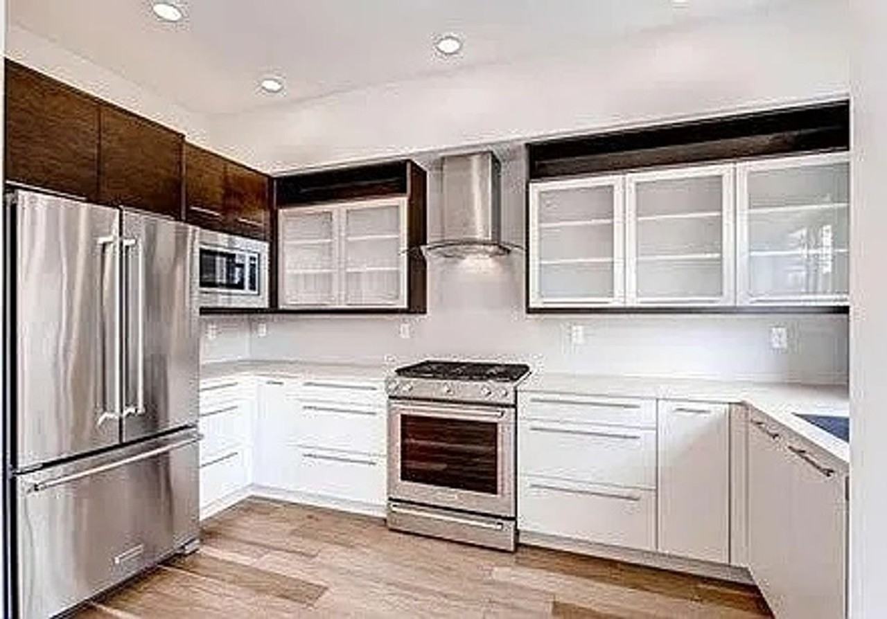 3015B 60th Ave Sw - Photo 3 of 13