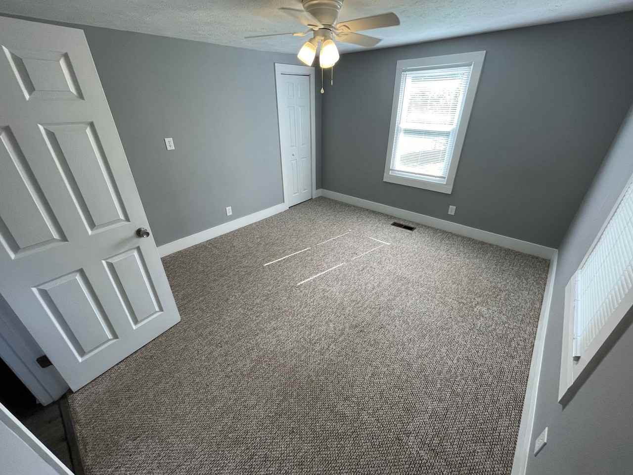 413 Higgins Ave - Photo 7 of 14