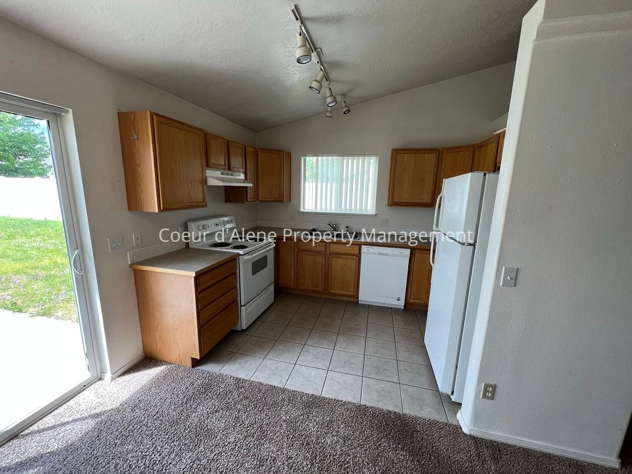 3602 W Manning Loop - Photo 3 of 9