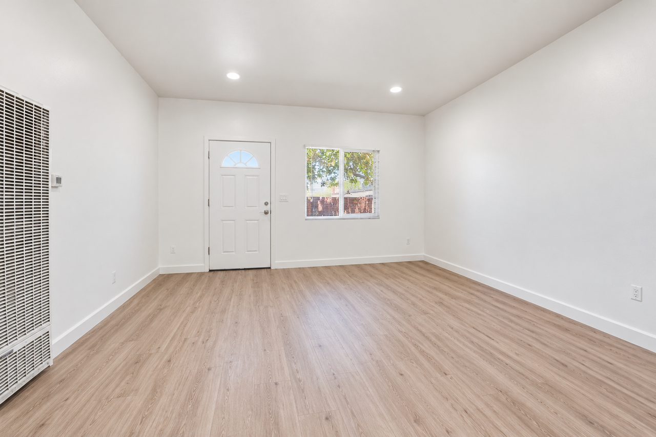 5174 Brockbank Pl - Photo 6 of 22
