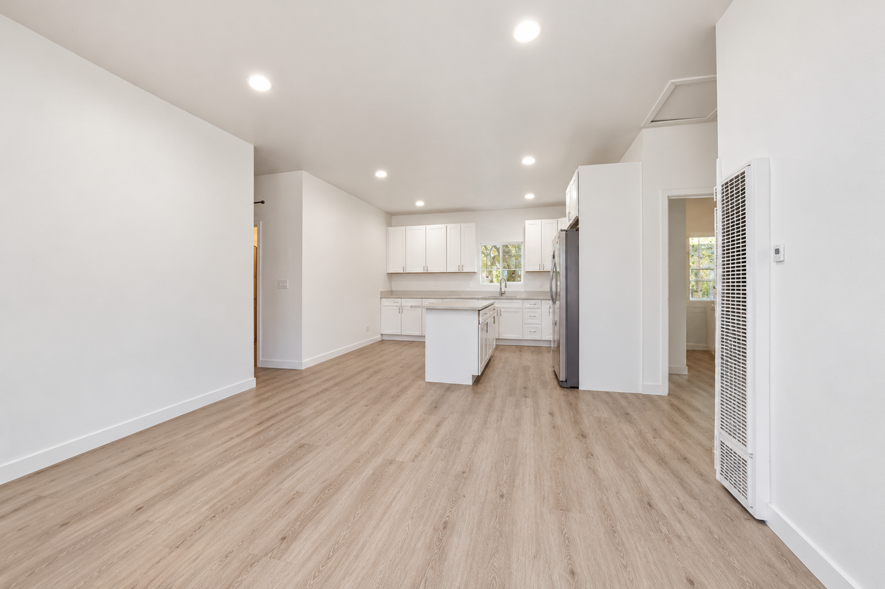 5174 Brockbank Pl - Photo 7 of 22