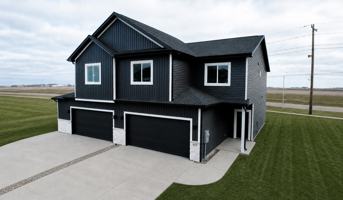 featured image of 221 Ne Crossing Oaks Ln