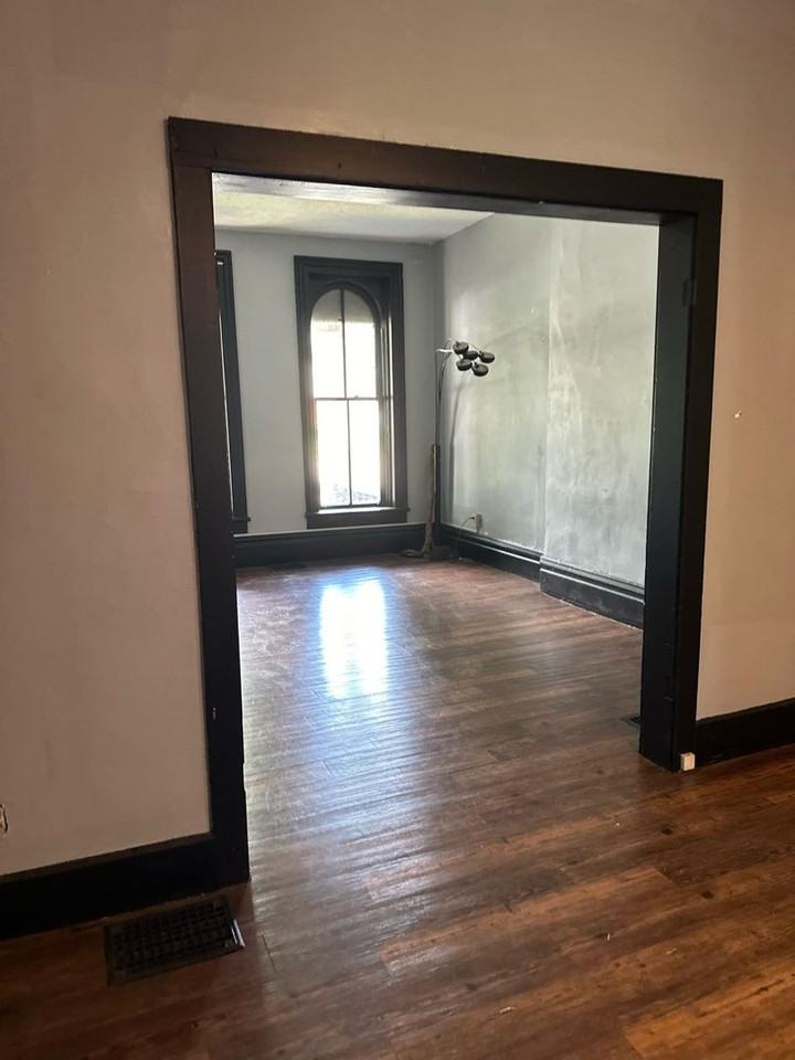 255 E Main St - Photo 4 of 14