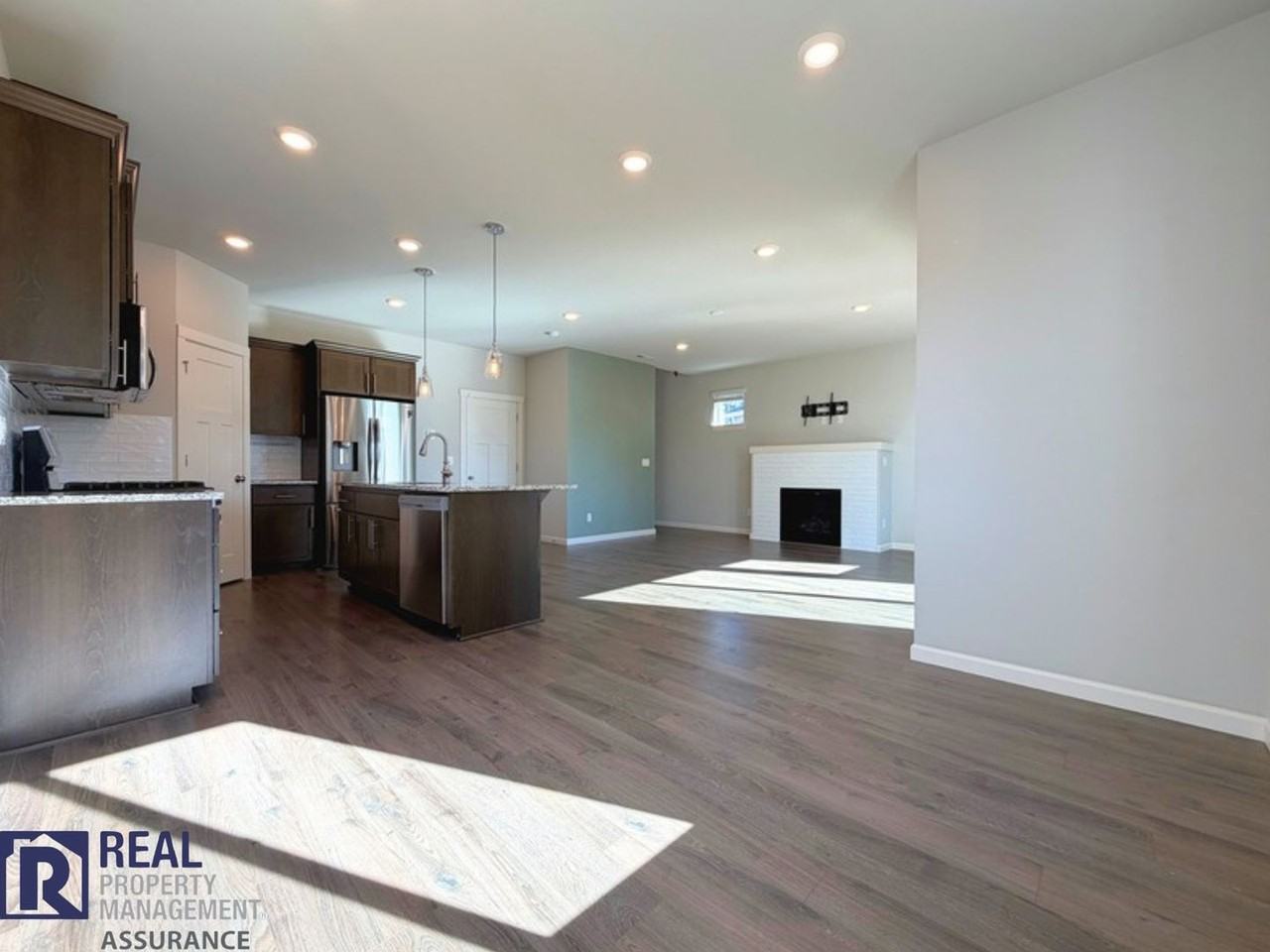 1622 18th Ave - Photo 3 of 24
