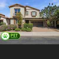 featured image of 1424 W Bruce Ave