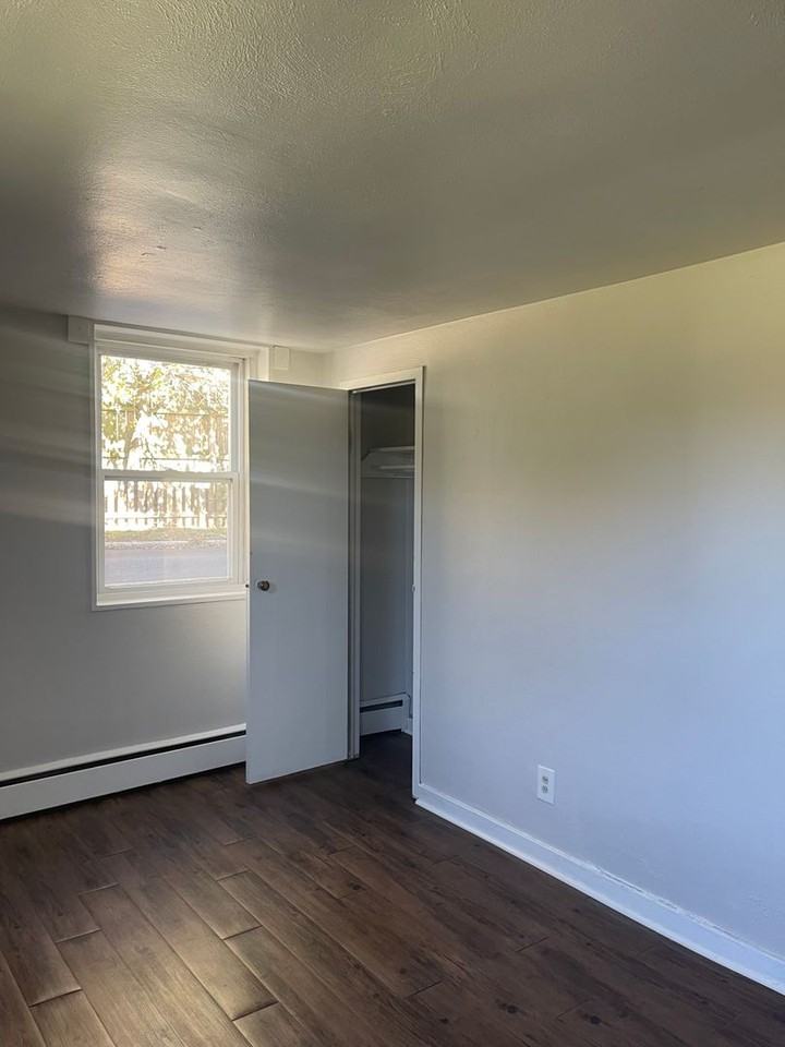 71 Linda Dr - Photo 5 of 7