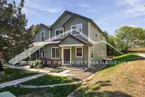 featured image of 761 S Depew St