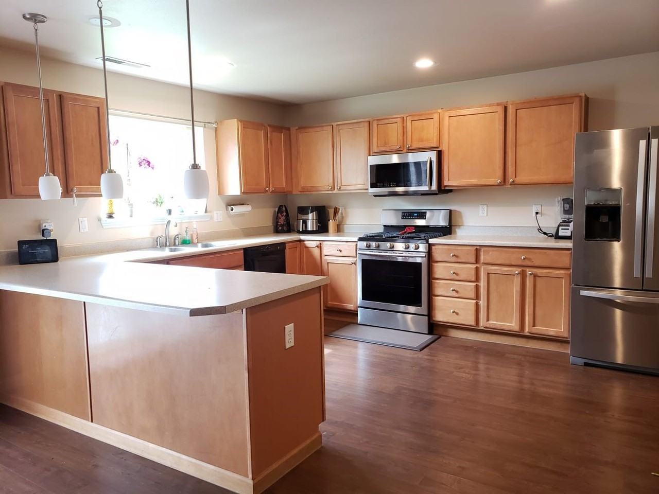2202 250th Pl Se - Photo 2 of 14