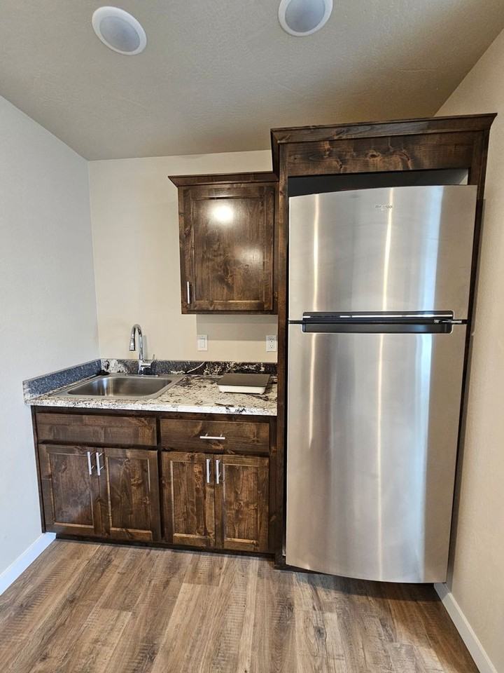 7867 7867 Houston Loop Road - Photo 6 of 11