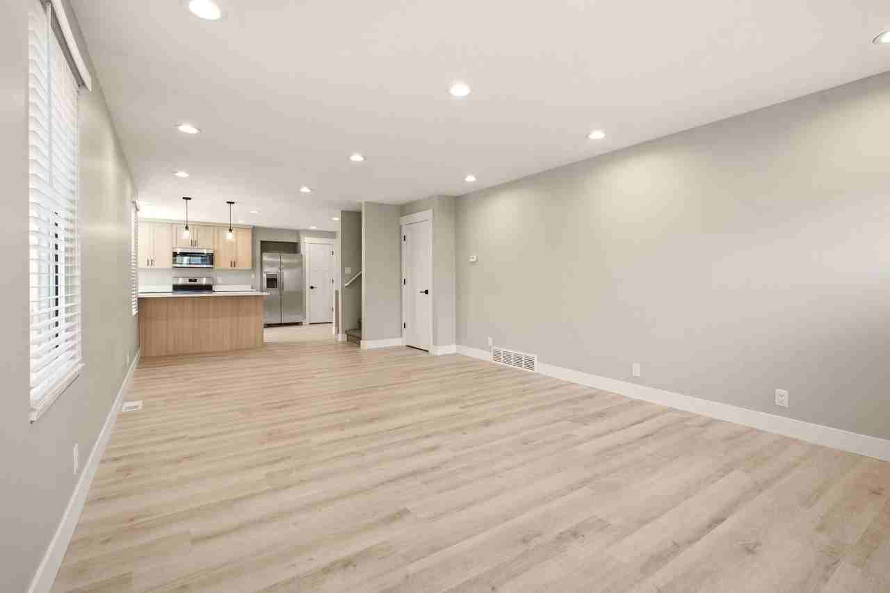 9156 S River Ridge Dr - Photo 7 of 33