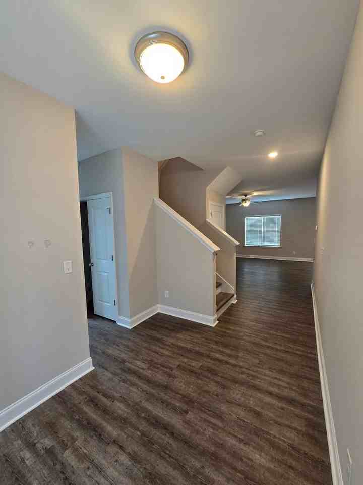 3932 Harper Franklin Ave - Photo 5 of 24