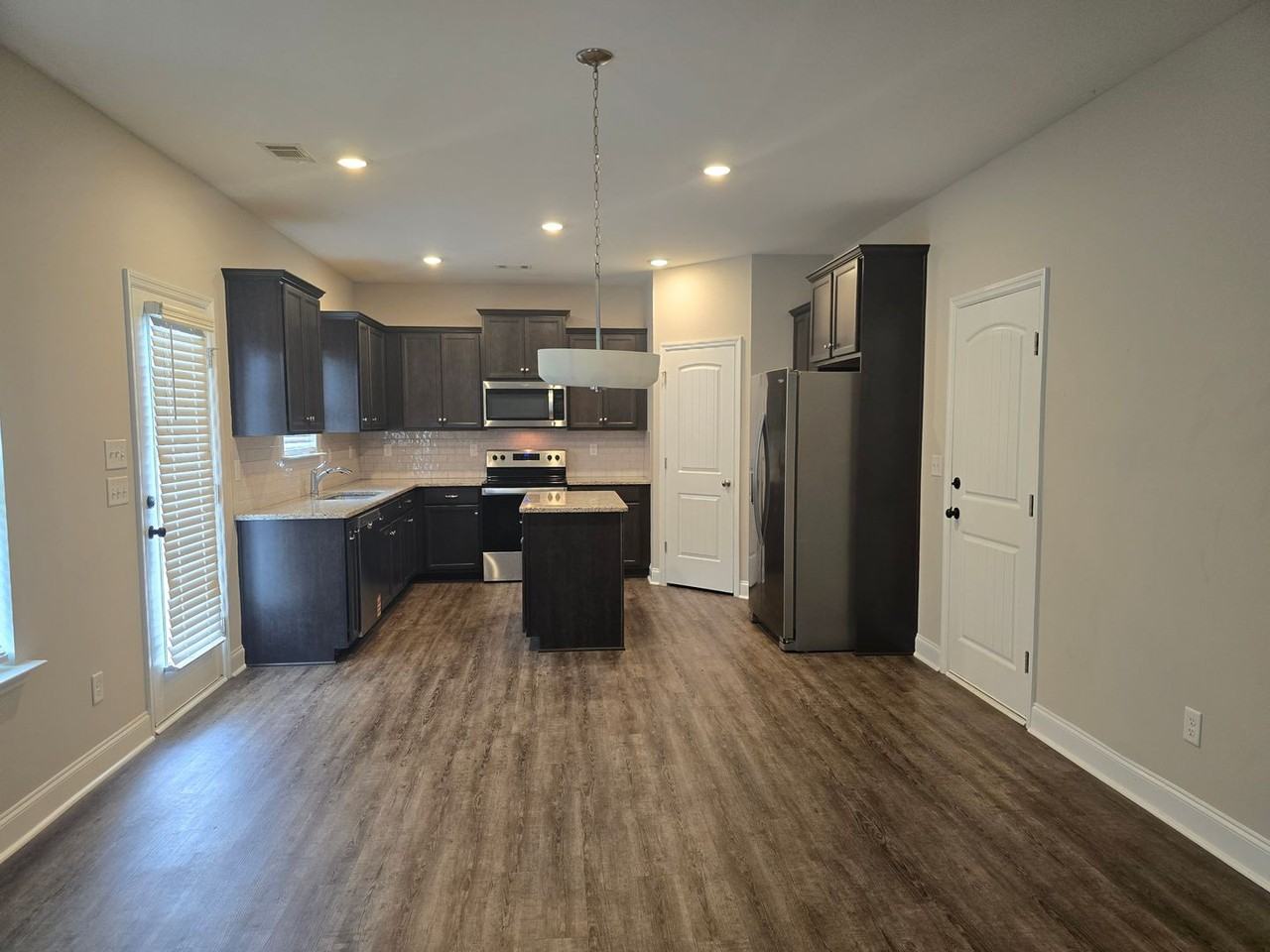 3932 Harper Franklin Ave - Photo 7 of 24