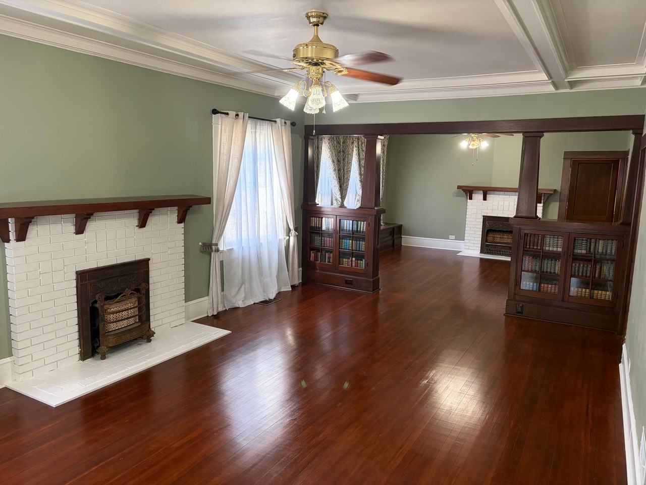 530 College St - Photo 5 of 20