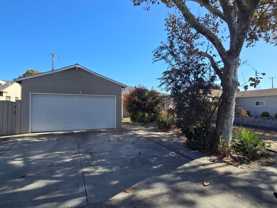 1981 Briarwood Dr - Photo 1 of 1