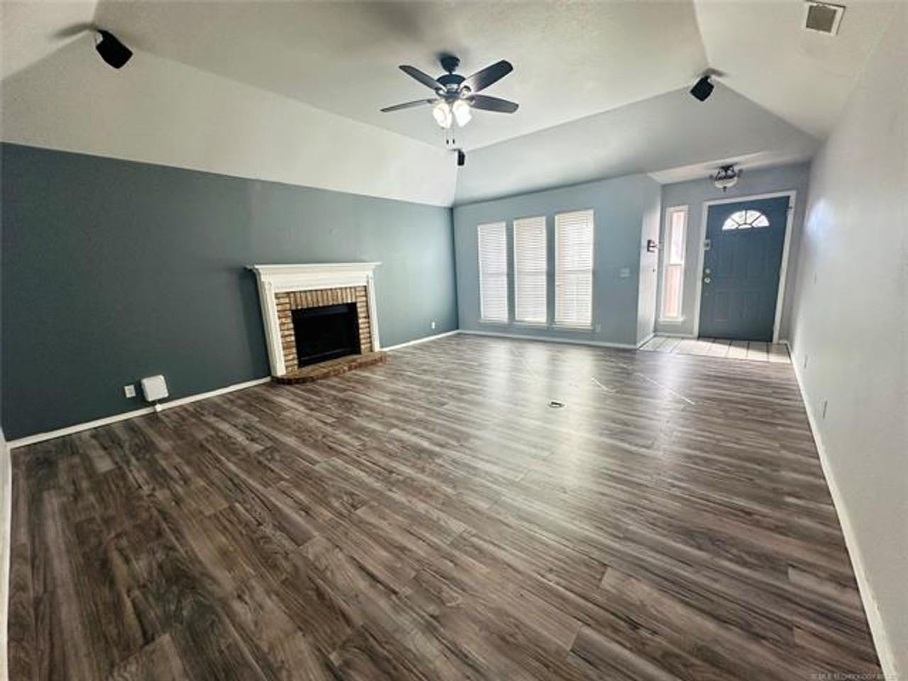 3312 W Fort Worth St - Photo 6 of 30