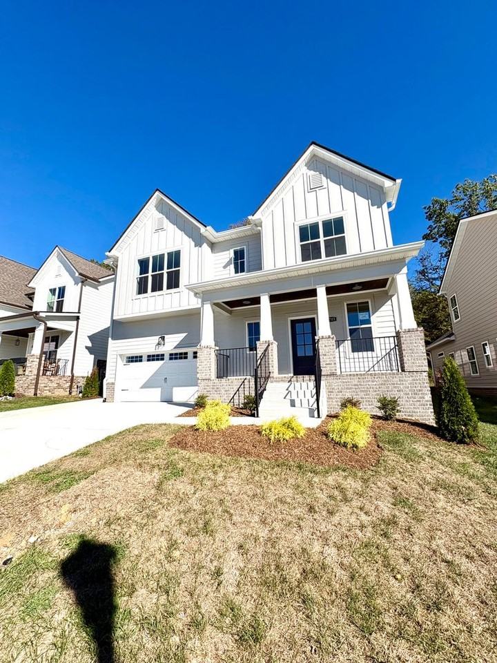 4705 Perth Ln - Photo 2 of 12
