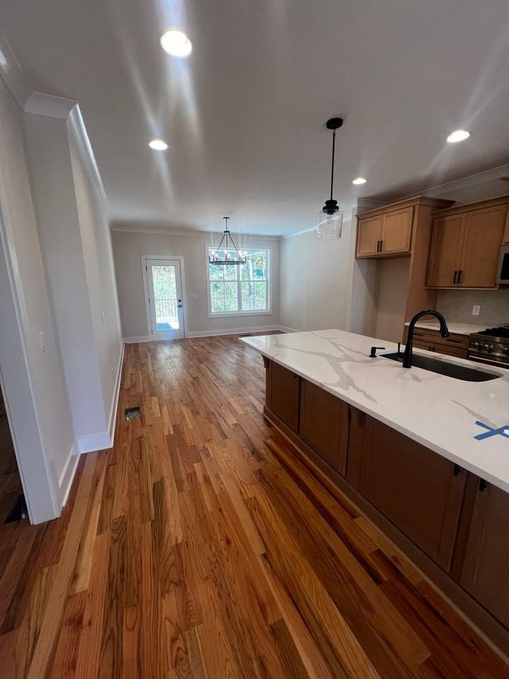 4705 Perth Ln - Photo 6 of 12