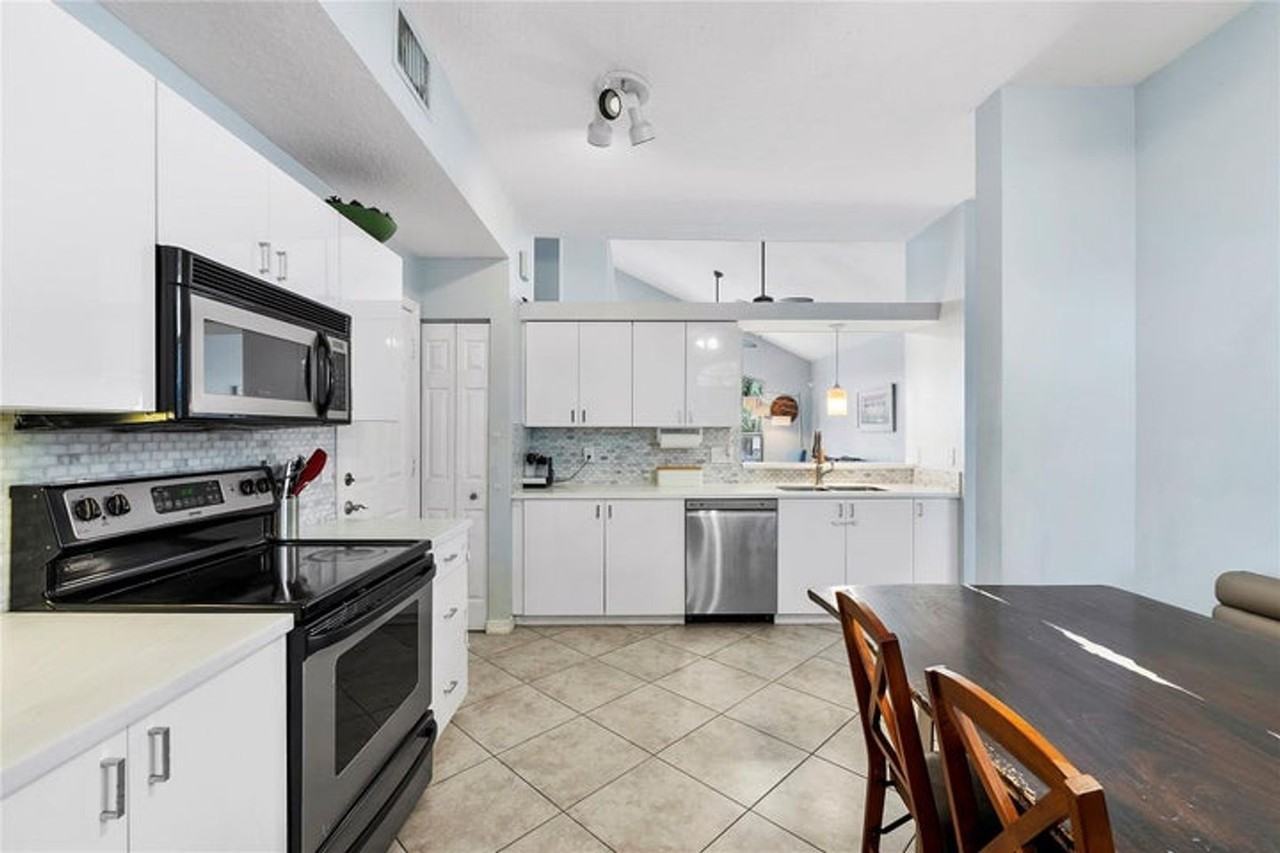 4020 Dorado Dr - Photo 3 of 20