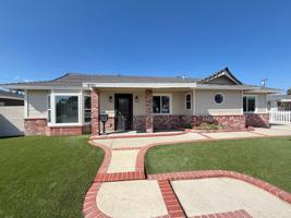 featured image of 10551 Florence St