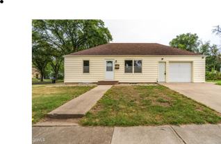 1002 E Avenue F - Photo 1 of 1