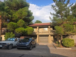 featured image of 10 Canyon Circle Dr