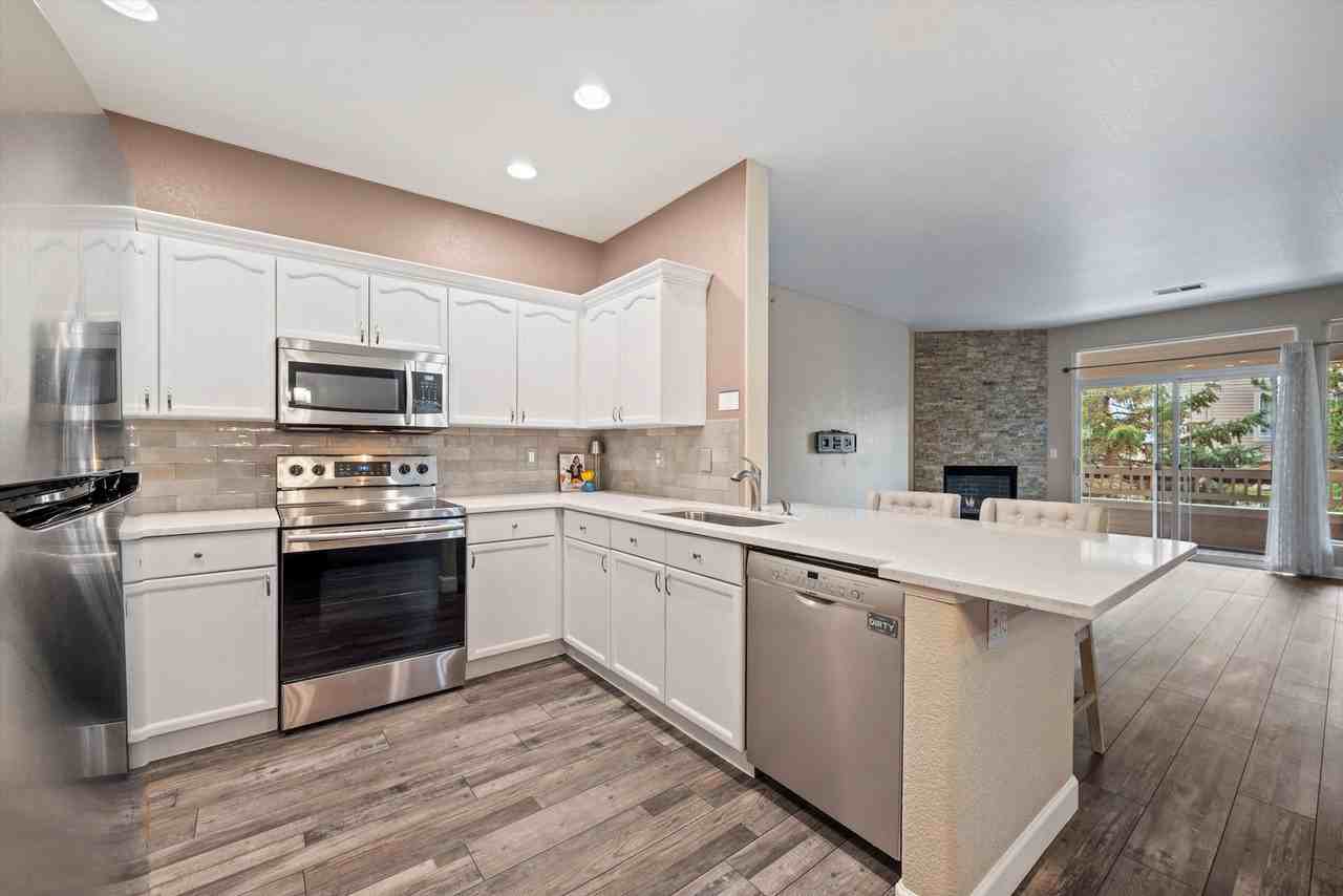 8496 S Hoyt Way #206 - Photo 7 of 18