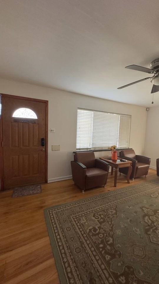1641 Nome St - Photo 5 of 24