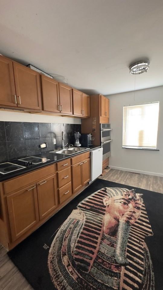 1641 Nome St - Photo 7 of 24